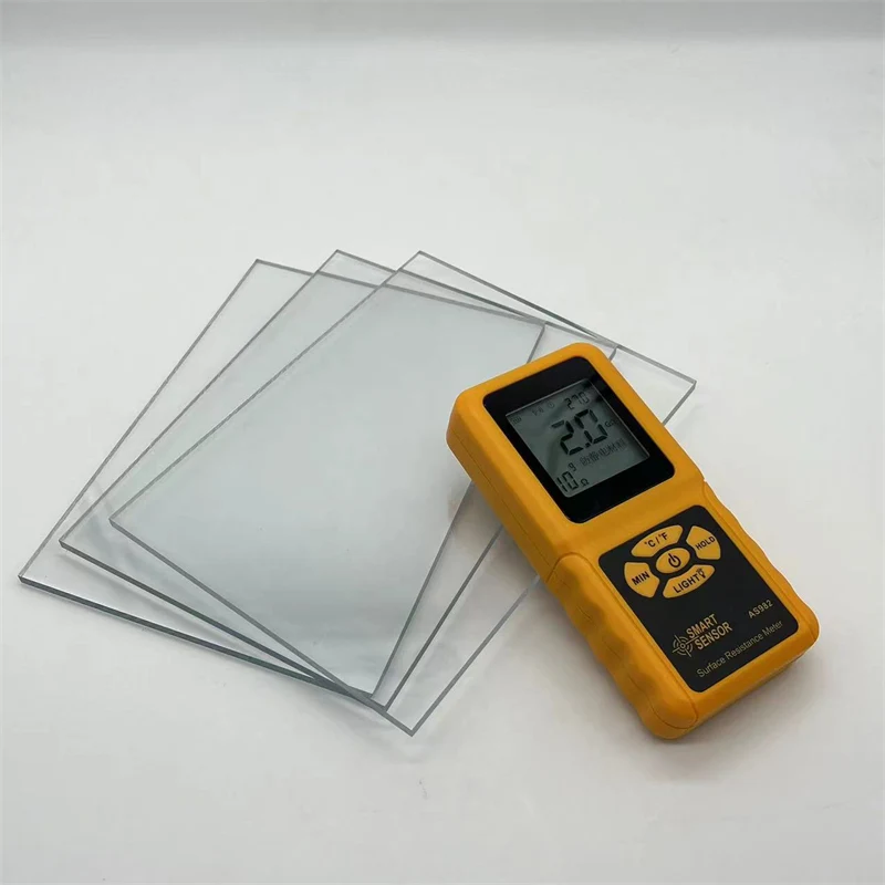 Langlebige antistatische Polycarbonatplatte